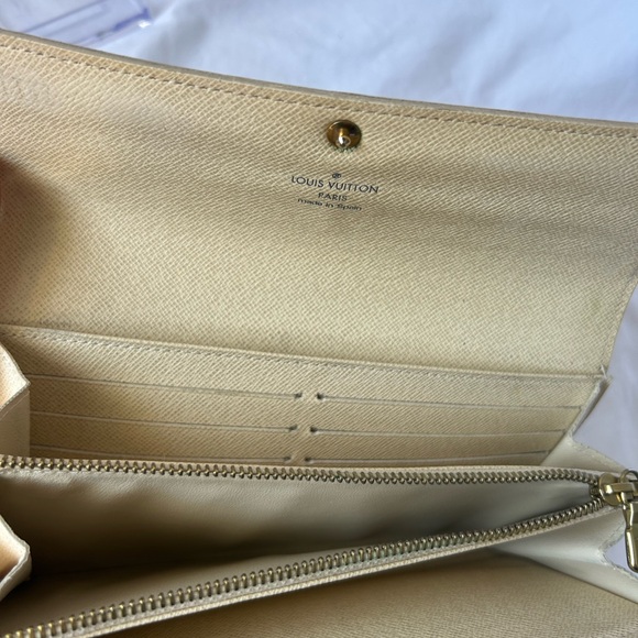 Auth Louis Vuitton Damier Azur Portefeuille Sarah long wallet in box - Picture 8 of 16